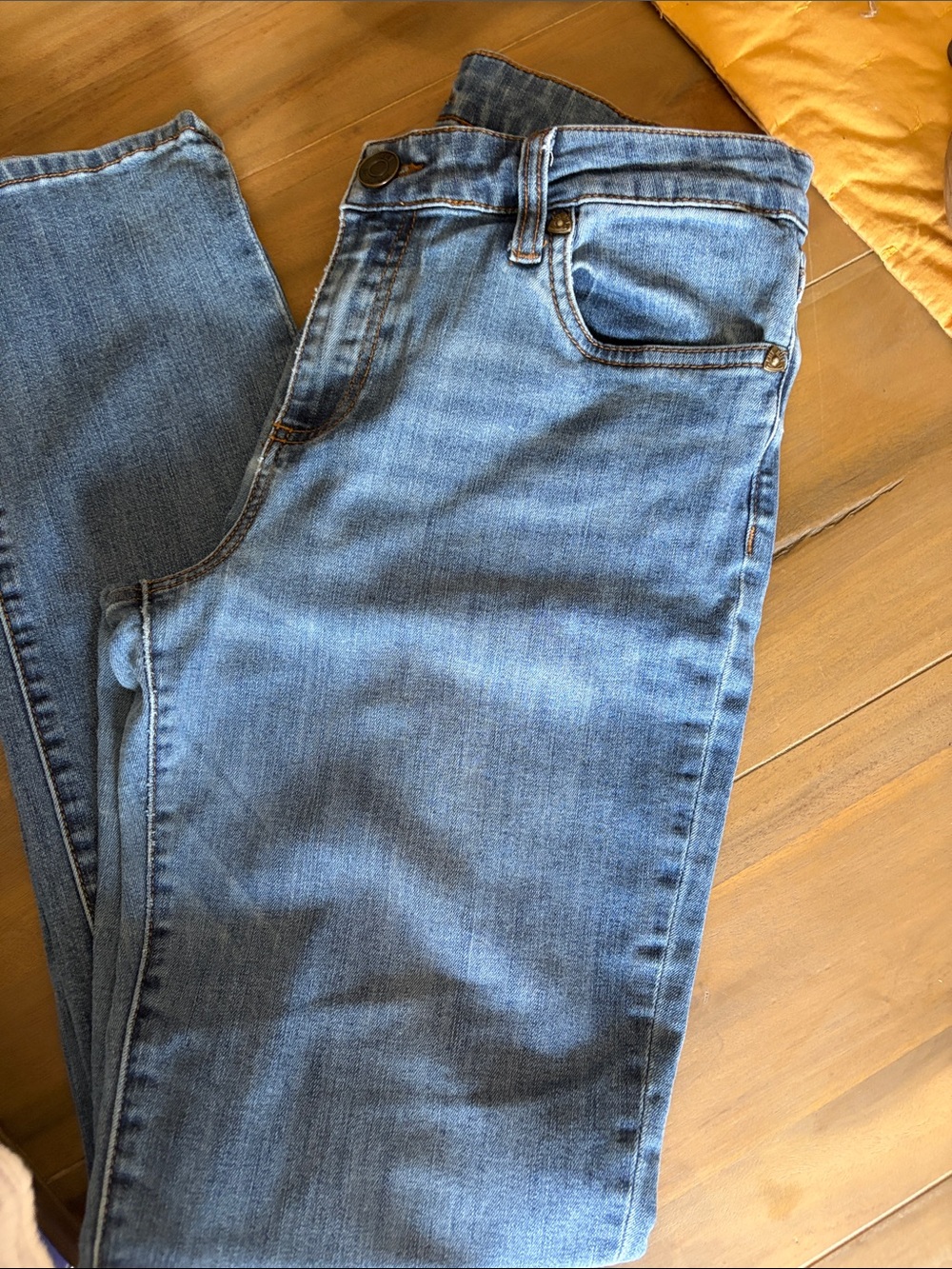 Kut from the Kloth Light Blue Denim Jeans
